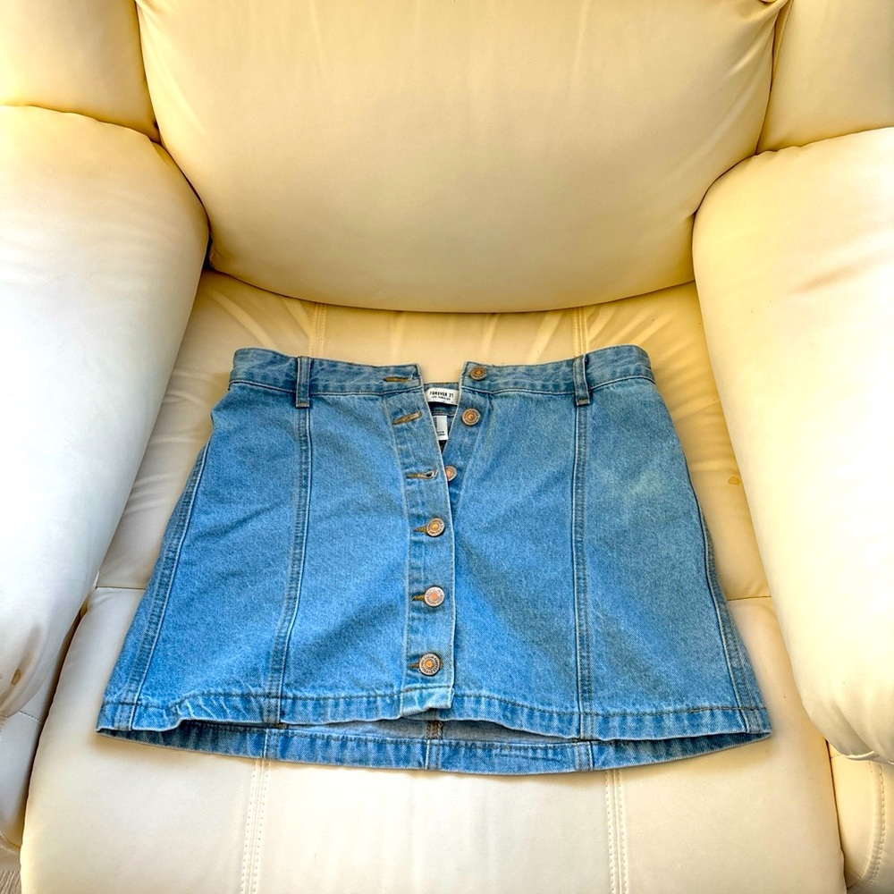 Forever 21 Women's Denim Button Up Mini Skirt Size 28
